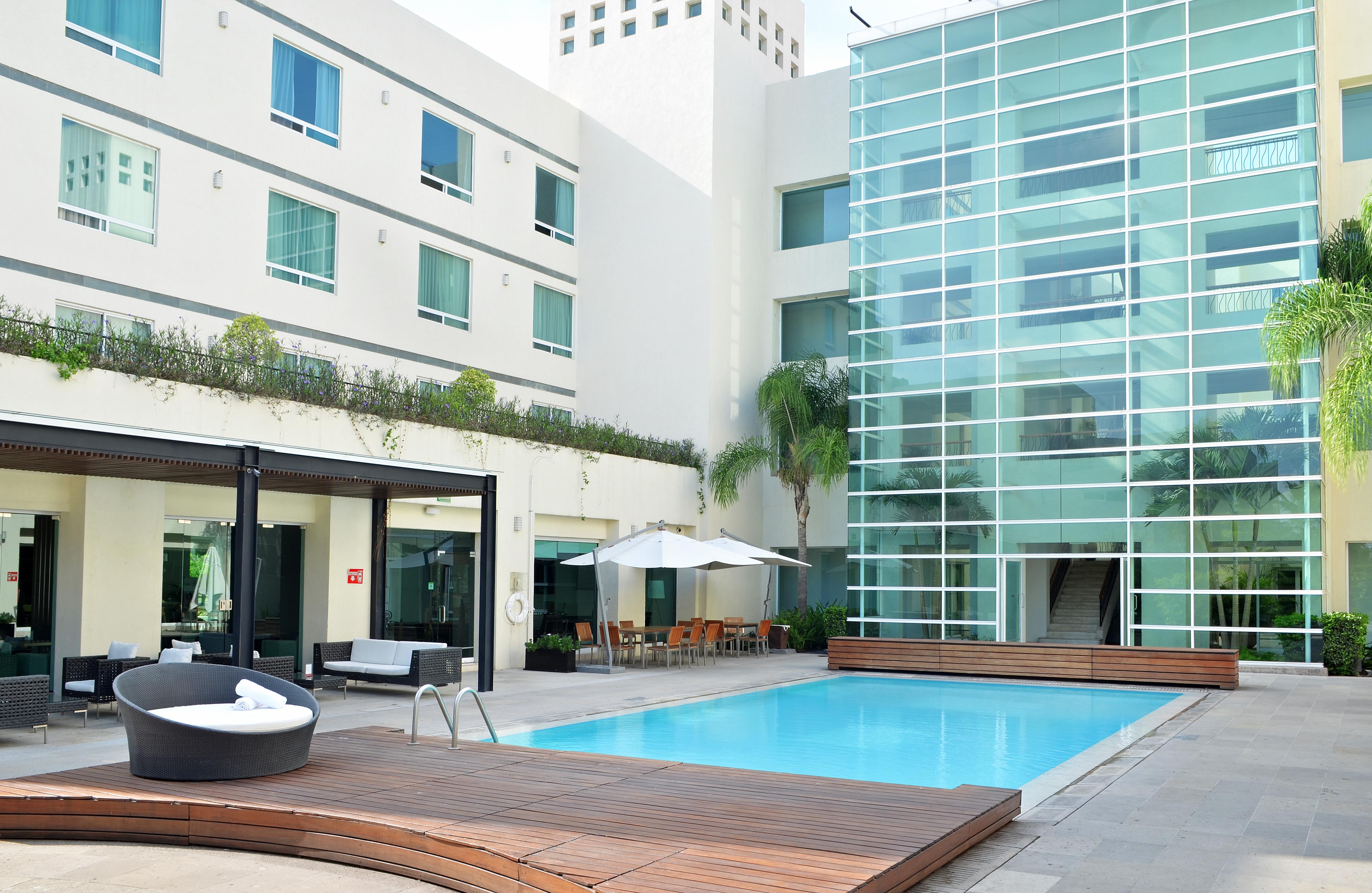 Radisson Poliforum Plaza Hotel León Esterno foto