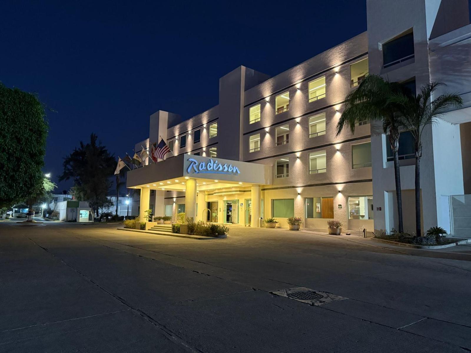 Radisson Poliforum Plaza Hotel León Esterno foto